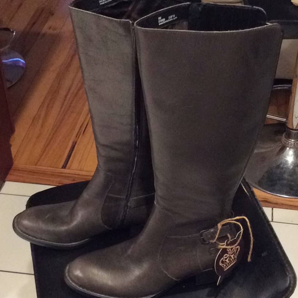 Crown series Born boots